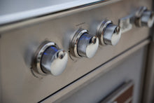 Load image into Gallery viewer, Summerset Alturi Luxury 42&quot; Gas Grill -Stainless 3 Burners + Rotisserie 3 sizes ALT42T